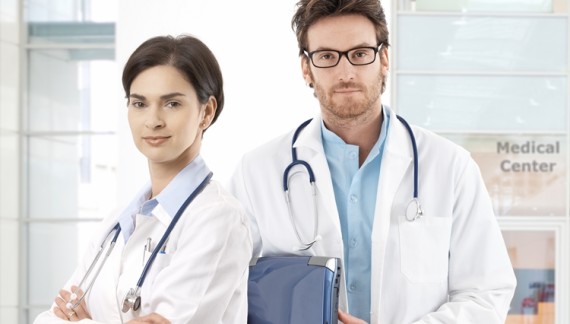 Posta – Devlette Çalışan Doktor Muayenehane Açamayacak 08.11.2014